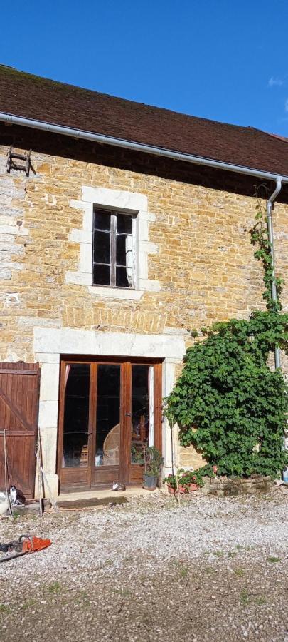 Appartement De Charme Dans Une Maison Isolee Presilly  Kültér fotó