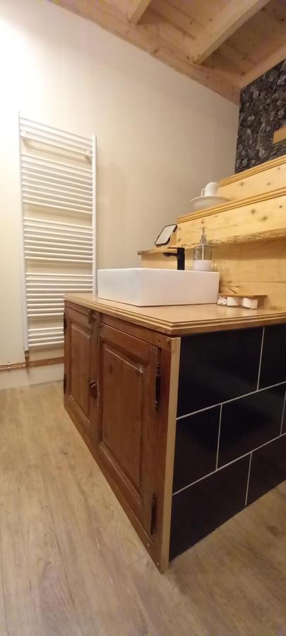 Appartement De Charme Dans Une Maison Isolee Presilly  Kültér fotó