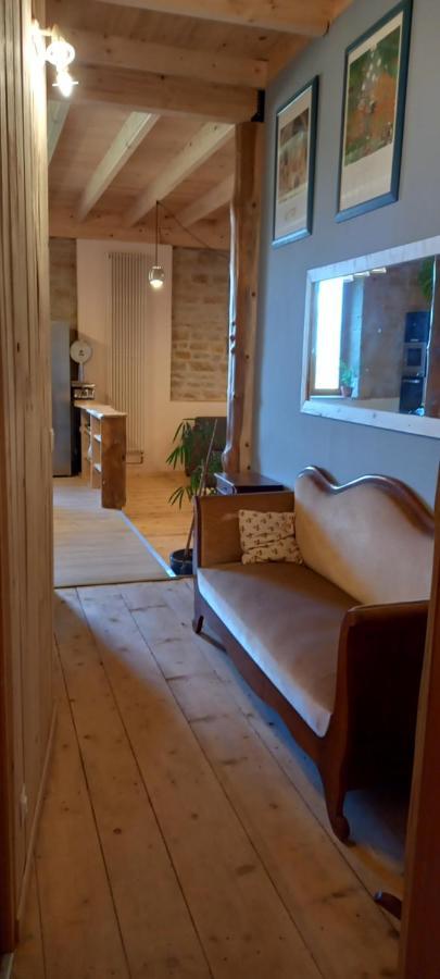 Appartement De Charme Dans Une Maison Isolee Presilly  Kültér fotó