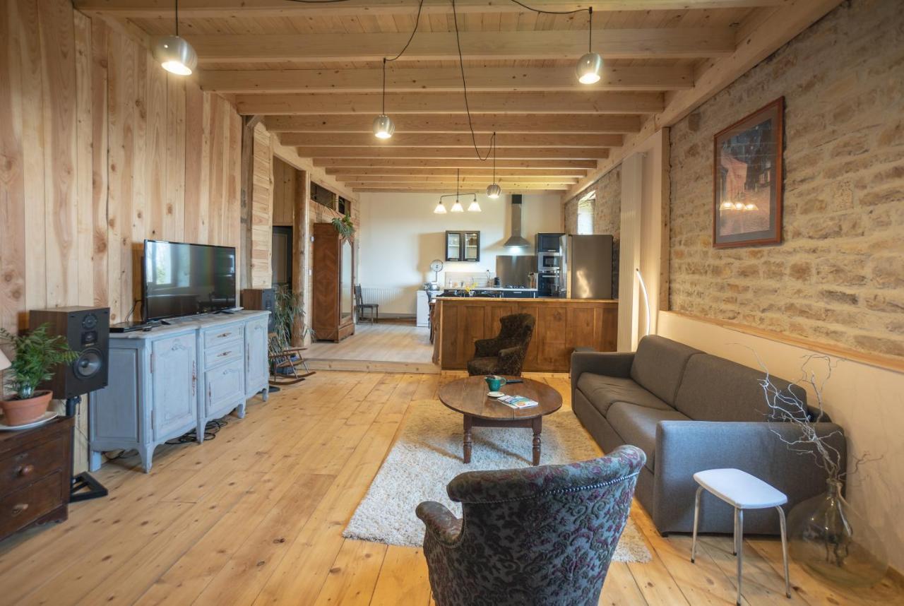 Appartement De Charme Dans Une Maison Isolee Presilly  Kültér fotó
