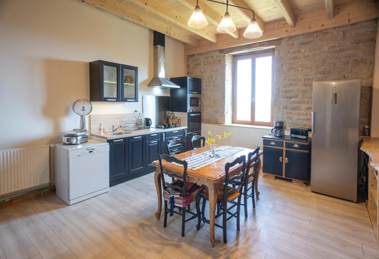 Appartement De Charme Dans Une Maison Isolee Presilly  Kültér fotó