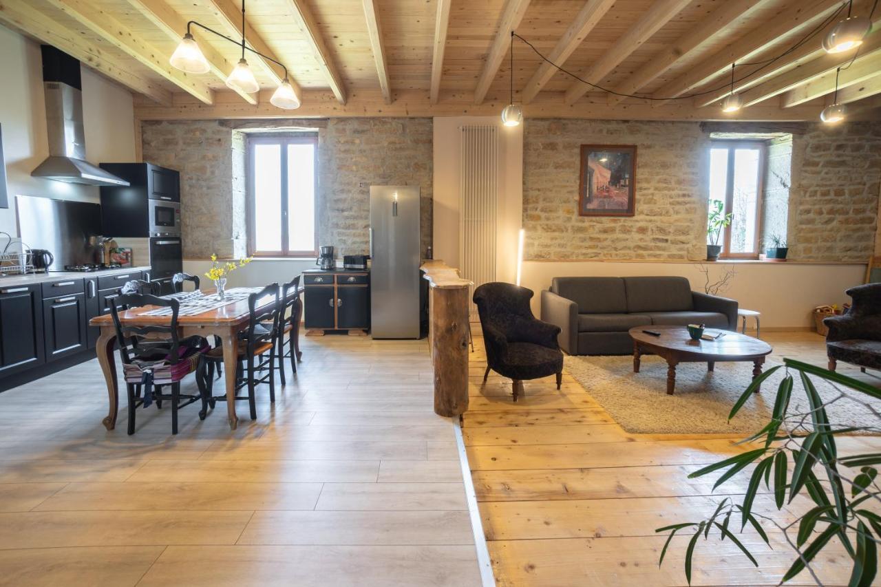 Appartement De Charme Dans Une Maison Isolee Presilly  Kültér fotó